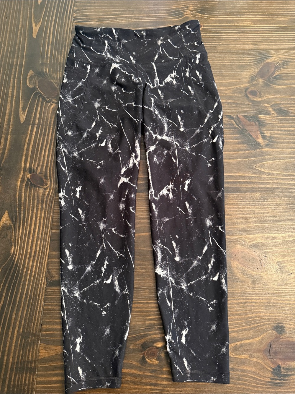 Old Navy Black Marble-Print Leggings